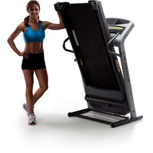 Golds Gym GG480 Treadmill   On Sale Now + Brand New  