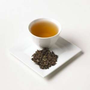 China Mist Leaves Pure Tea Estate Darjeeling Whole Leaf Loose Tea 
